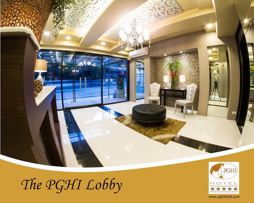 קואזון סיטי Pghi Hotel מראה חיצוני תמונה